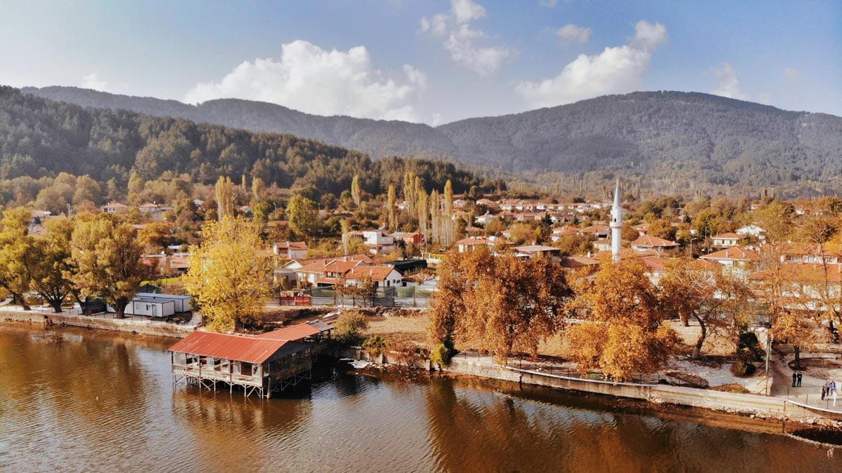 Ödemiş Car Rental Trip to Bozdağ and Gölcük