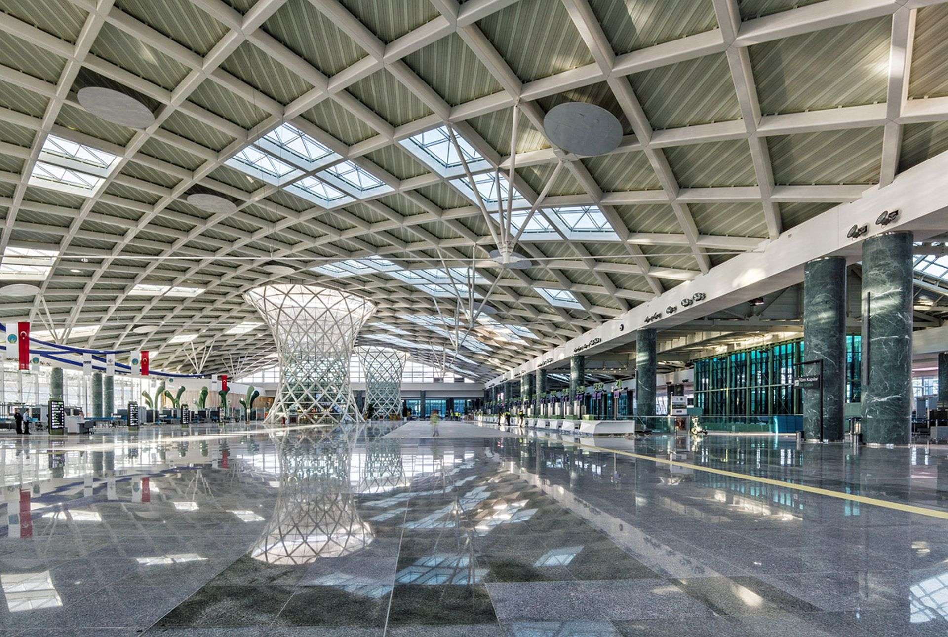 Izmir Adnan Menderes Flughafen Autovermietung